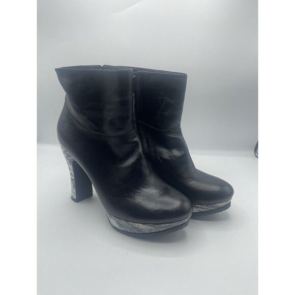 John Fluevog Black Leather Snakeskin Heel Boots Sz 9 - Picture 1 of 13